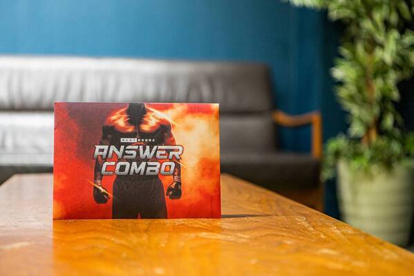 部屋をマスに見立てた人間すごろくのデスゲーム、旅行かばんの立場から体験する自分と持ち主の物語、ルールの中で高ランクを目指す競技謎解き。 謎や物語をご自宅にお届けする「Mystery for You」より、2月の新作を紹介！