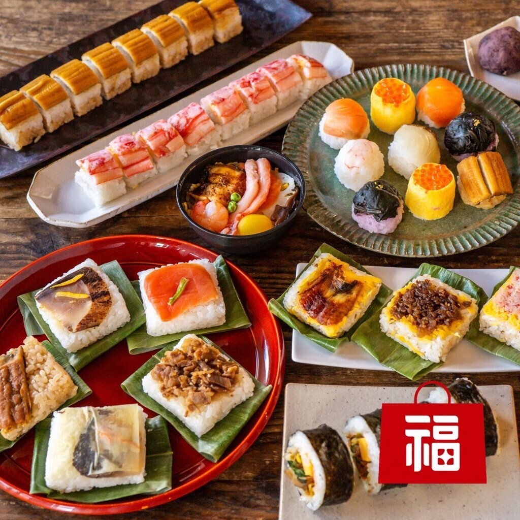 ＼11/29(金)10時より発売！冬のたび福袋／最大4,000円以上もお得！カニやお寿司など、年末年始に食べたいグルメが大集合【旅する久世福e商店】