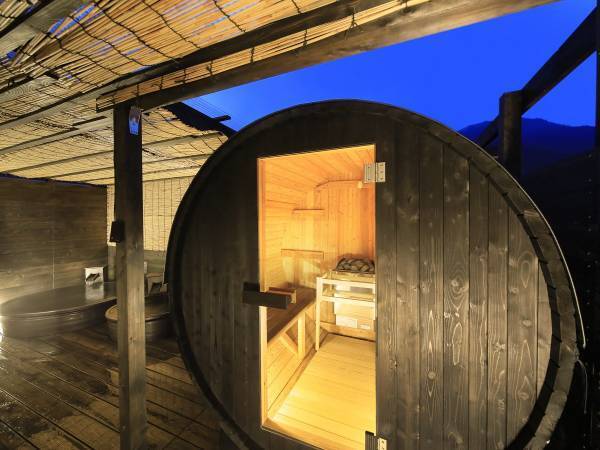 島根の小京都で時代（とき）をめぐる旅コラボ＜ゆとりろ津和野×沙羅の木＞ 1日限定・1000年以上続く伝統工芸「紙すき」体験付き宿泊プラン販売