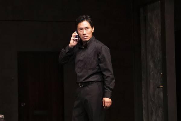 望月歩＆秋元真夏らが出演する舞台『鍵泥棒のメソッド→リブート』開幕！　「心の底から楽しめて笑えて、元気が出る舞台」