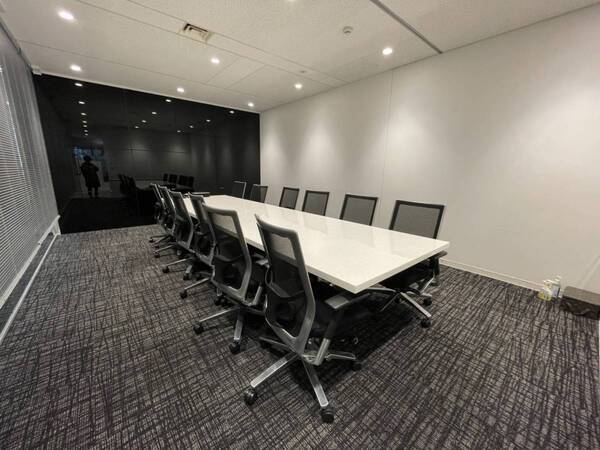 【「オフィスのあり方見直し」に突入していると不動産屋が考える理由】渋谷区の200坪の居抜きオフィスの入居者を募集開始！