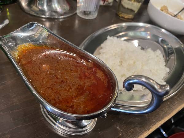 門前仲町【手作りスープカレー＆名店のレトルトカレー】 「カフェ モッコス」がオープン