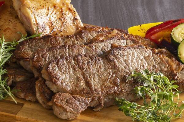 ホテル アゴーラ 大阪守口　「The Rooftop Beer Garden 2024」9月末まで！　シルバーウィークには期間限定レトロメニューも登場