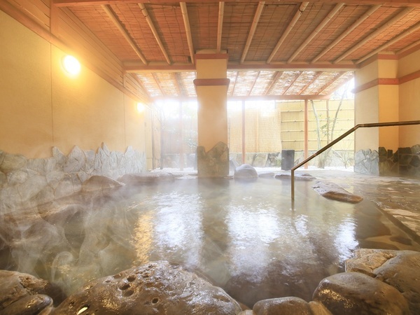 熊本の温泉旅館が4日間限定の夏祭り開催！屋台も花火も満喫 ＜2024年8月12日～15日＞ゆとりろ夏祭り