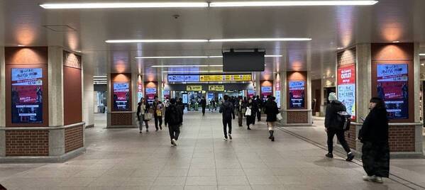 前作の興⾏収⼊を超え⼤ヒットを記録した 映画『帰ってきた あぶない刑事』 ファン待望のBlu-ray&DVDがいよいよ12月18日（水）に 最強の豪華3Ver.でイッツ ショータイム！