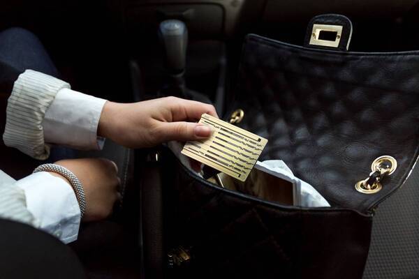 ぐるナイで話題のHANCEPT ZERO、Makuakeでゴールド、ダークシルバーの限定発売開始！