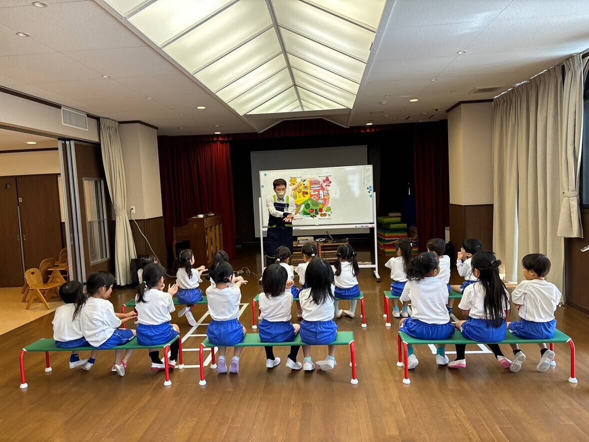 農林水産省主催「第8回　食育活動表彰」において「ライフ出前授業・親子食育体験教室」の活動が『消費・安全局長賞』を受賞！