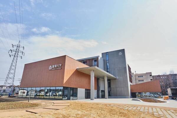 完成したばかりの新校舎をお披露目！ 高1・高2年生向け　春のオープンキャンパス開催