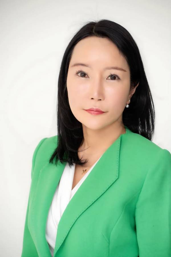 堤未果がアラームを鳴らす最新刊『国民の違和感は９割正しい』に大反響