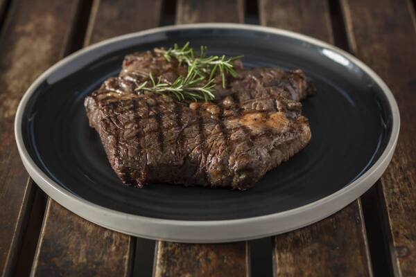 【ロッジ舞洲】１日4組だけのプレミアムBBQと極上の宿泊体験！大阪ベイエリアのホテル・ロッジ舞洲が7月4日から極上宿泊プランの提供スタート！