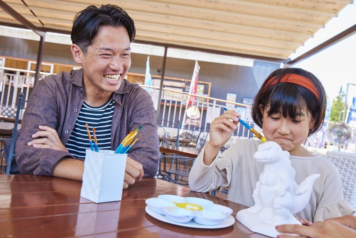 日陰や室内で楽しめる！夏休みの宿題ピッタリの体験を淡路島「ニジゲンノモリ」で！ クラフト体験『モンスター＆怪獣 素焼き色塗り』のご案内