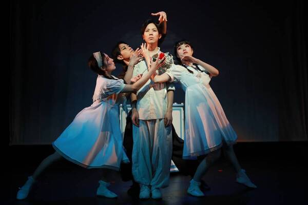 マジシャン渋谷駿が新たにパフォーマンスユニットを旗揚げ　第一回演出は新宿梁山泊の金 守珍　『～黒いメルヒェン～ つむじ風街の月光楼』上演決定