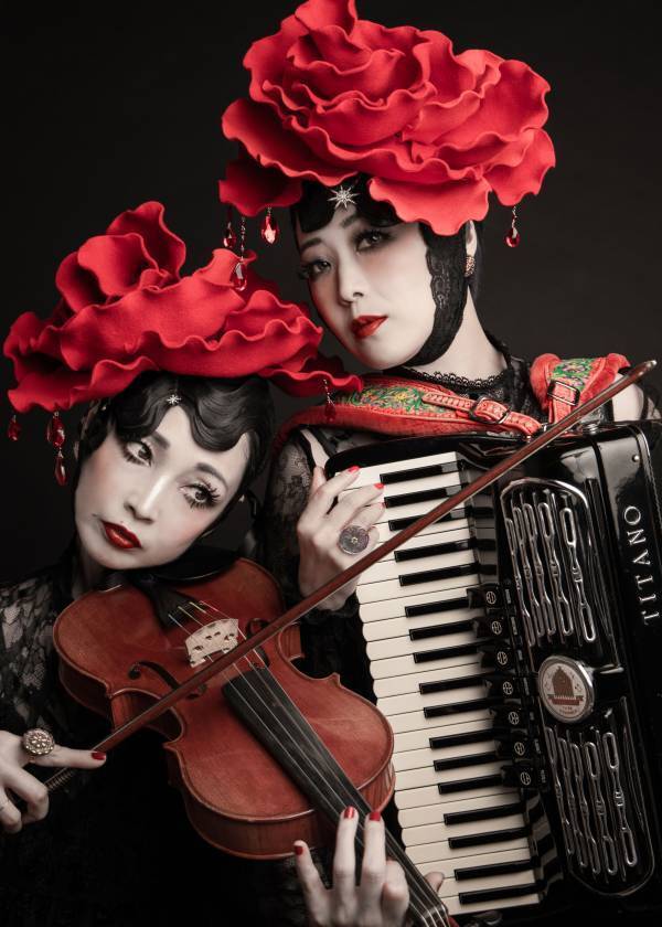 マジシャン渋谷駿が新たにパフォーマンスユニットを旗揚げ　第一回演出は新宿梁山泊の金 守珍　『～黒いメルヒェン～ つむじ風街の月光楼』上演決定