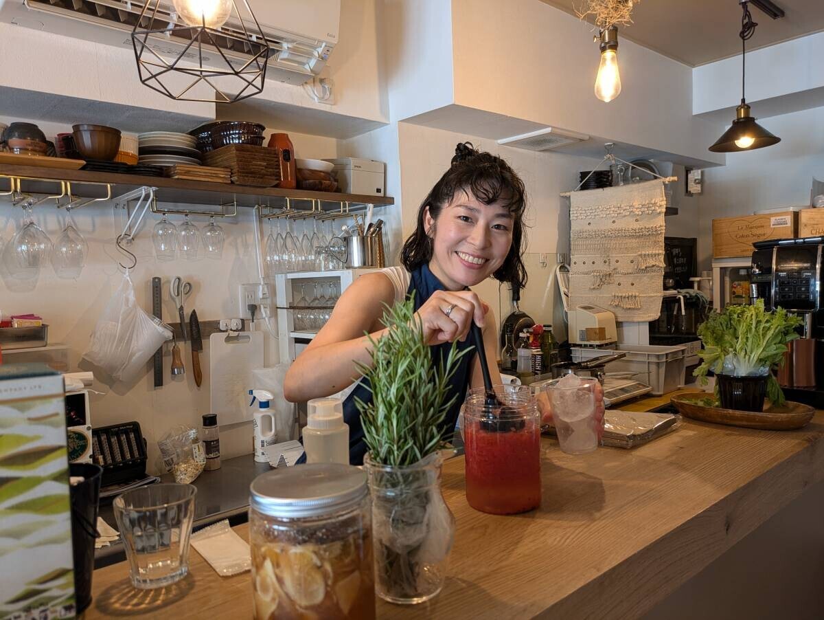 両国【シングルマザーがベルリンで衝撃を受けたケバブサンドを日本に！ 】 「SAND STAND ”Have a good day!” 」オープン