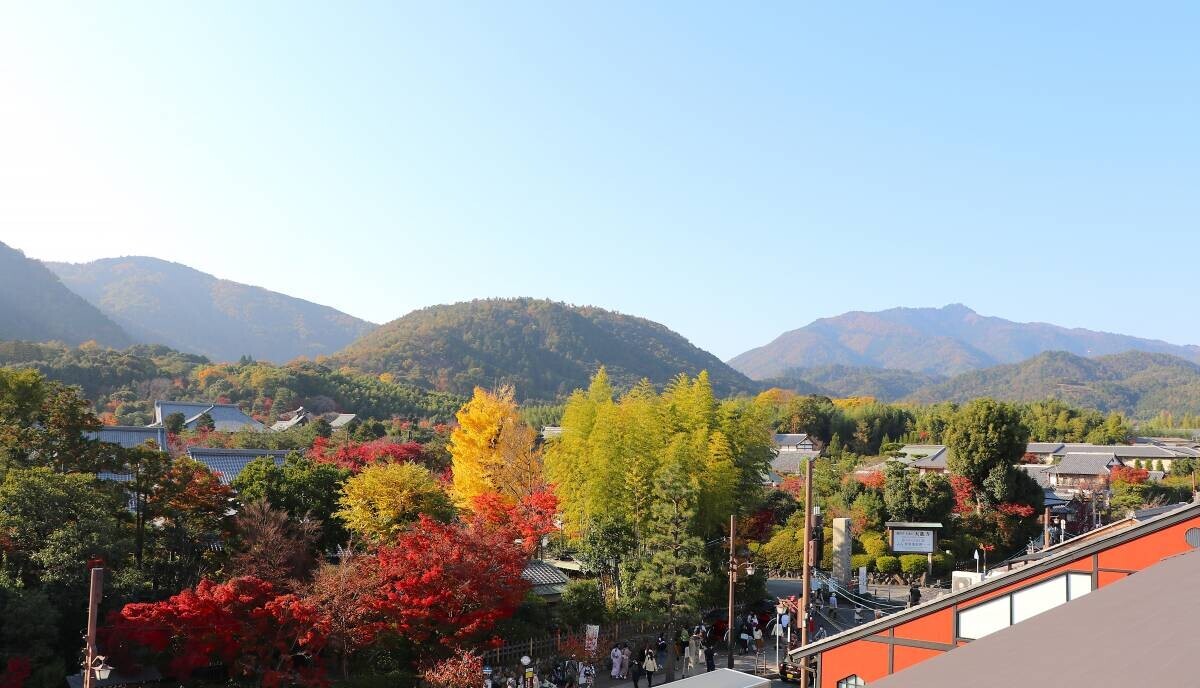 嵐山駅ビル 屋上テラスオープン記念 「中秋の観月会」　開催 ～　大本山天龍寺・小川湫生宗務総長のご法話と十五夜の観月を、月の名所・嵐山で　～