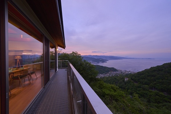 【別荘に泊まろう。】貸別荘「リソルステイ」、コミュニティーダンスクルー『123crew』とコラボしたＰＲ動画を公開