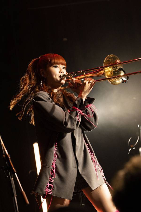 ４人組管楽器ガールズグループMOSワンマンライブ「MOS FESTA 3rd“MMM”」が大好評！ミニアルバム配信中！！