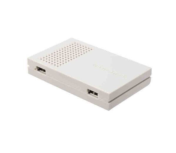 1台で11機種のレトロゲームカセットに対応した『レトロフリーク』が再入荷！