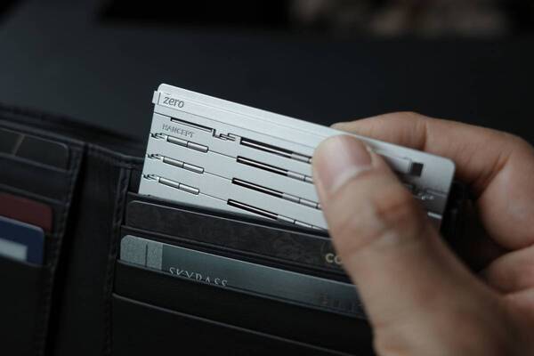 カードがボールペンにトランスフォーム！「HANCEPT zero」5月15日販売開始！