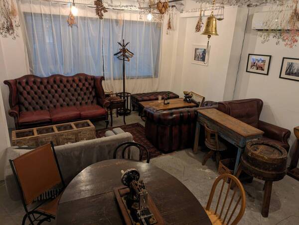 五反田【新たな映えスポット！】元音楽ディレクターがバーと音楽のマリアージュ！ミュージックバー「BAR BASE」 が新規オープン！