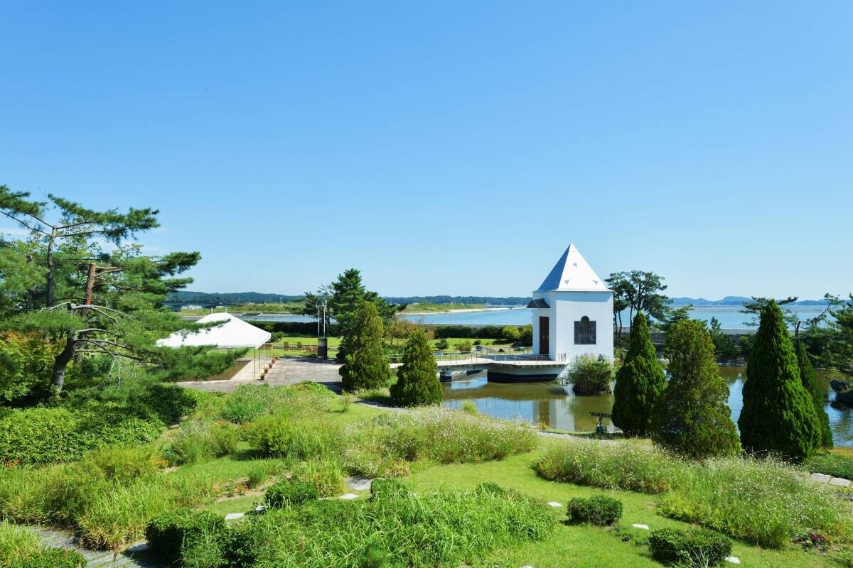 一足早いクリスマス！9月13日(金)より「ガラスのクリスマス展2024」を開催【宮城・日本三景松島／海とガラスと庭園のミュージアム】