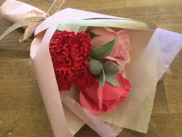 ＜母の日は旅ギフトを＞熊本の温泉旅館「ゆとりろ山鹿」が 大人の親子旅プラン販売・2024年4月23日～　山鹿産お米2㎏や地酒飲み比べなど選べる特典満載