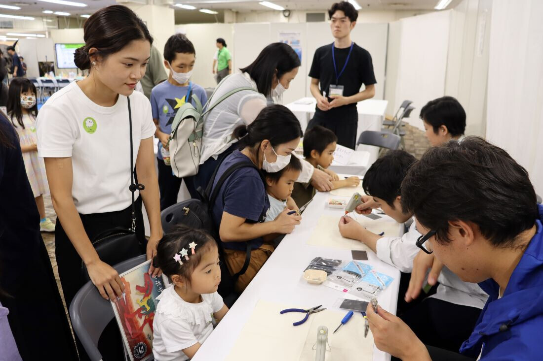 【岡山理科大学】岡山高島屋で「ワクワク、サイエンスフェスティバル。」開催