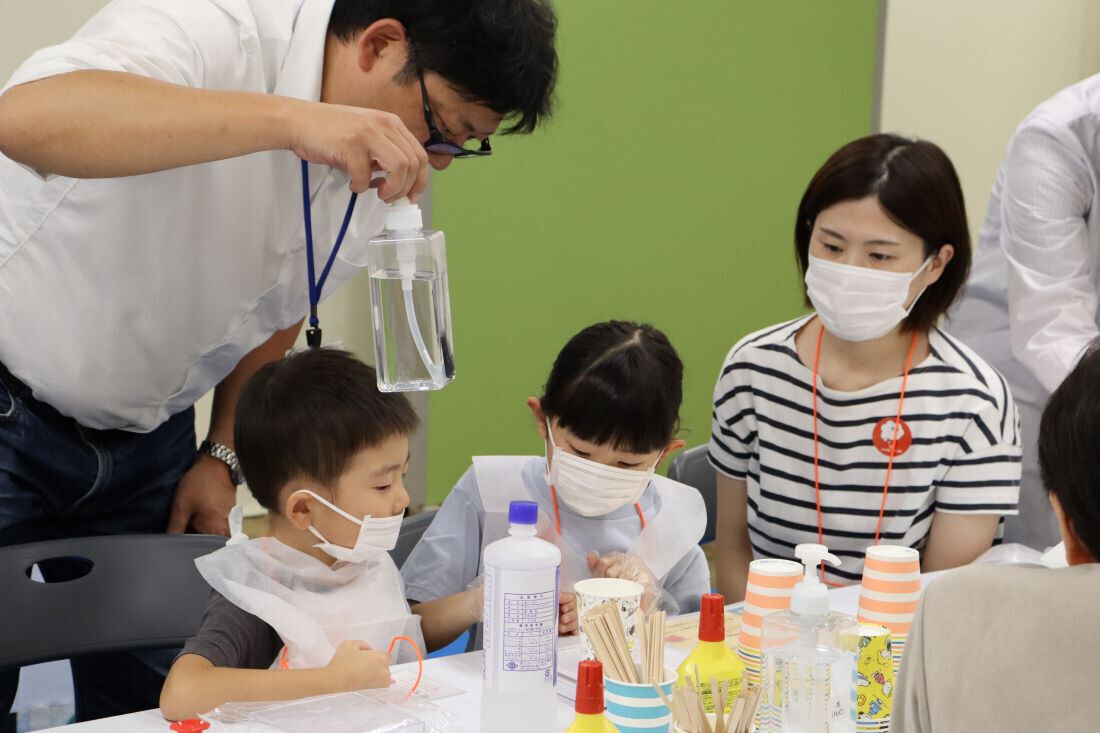 【岡山理科大学】岡山高島屋で「ワクワク、サイエンスフェスティバル。」開催