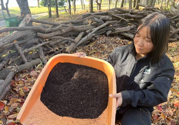 バイオネストで落ち葉を腐葉土に再生！大阪ベイエリアのホテル・ロッジ舞洲、倍増計画で持続可能な未来へ挑戦
