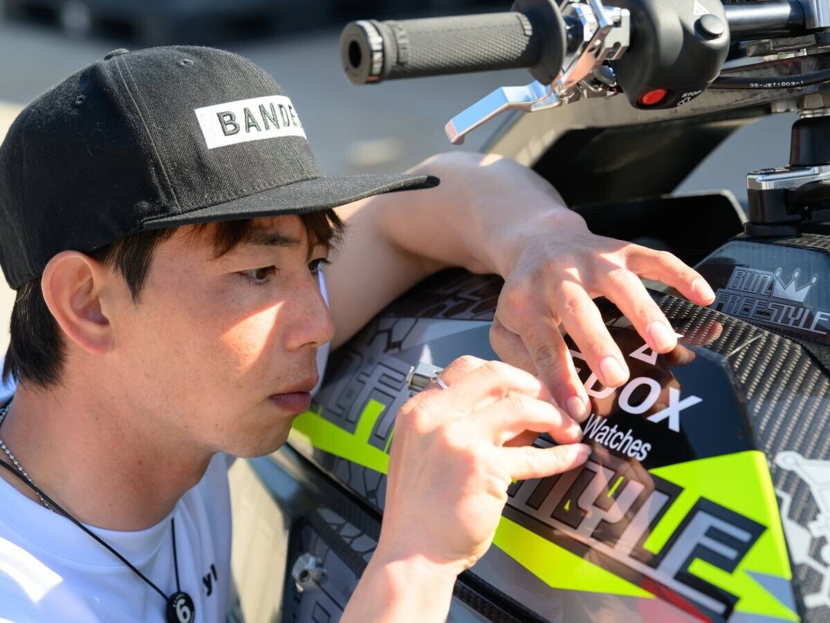 エドックスのブランドアンバサダーを務めるプロ水上バイクライダー・山本汰司選手が「JJSA 飛廻 全日本広島大会2024」で優勝（6月8日）