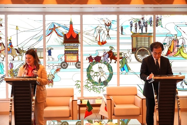 【京都外大】日本初のカモンイス院による学術講座「ルイス・フロイス学術講座」を京都外国語大学に設置