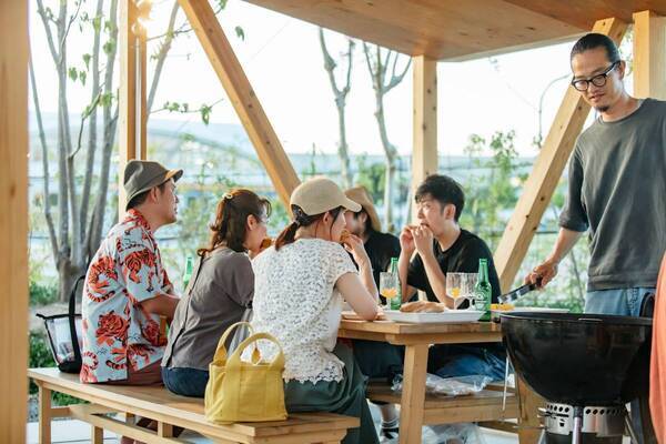 【BBQ&Co】ウォーターエリア設置、飲み放題割引、かき氷体験など、夏BBQを涼しく楽しもう！大阪・堺のBBQ場「matoi」が、7月19日から2周年キャンペーン「真夏の感謝祭」を実施！