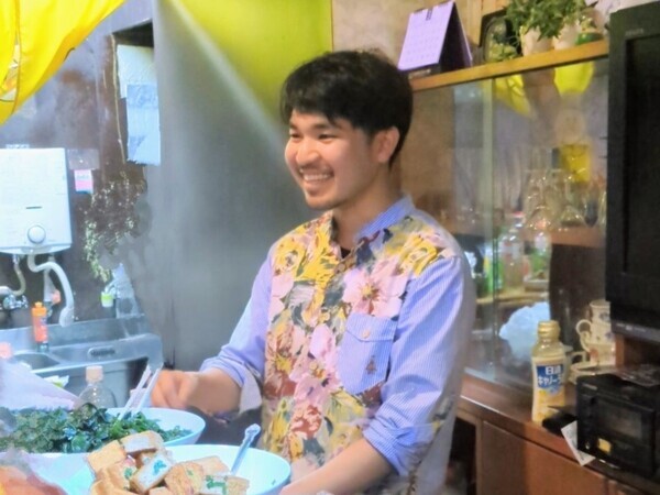 東中野【朝ドラ俳優】平良太宣さんの俳優と沖縄出身者が集うバー「流星雨・夜の部」オープン！