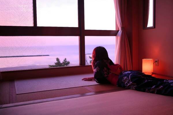 【海の京都 丹後で海鮮づくし】-料理長自慢の「春の海鮮グルメ」予約受付中-　夕日ヶ浦温泉「夕日浪漫　一望館」