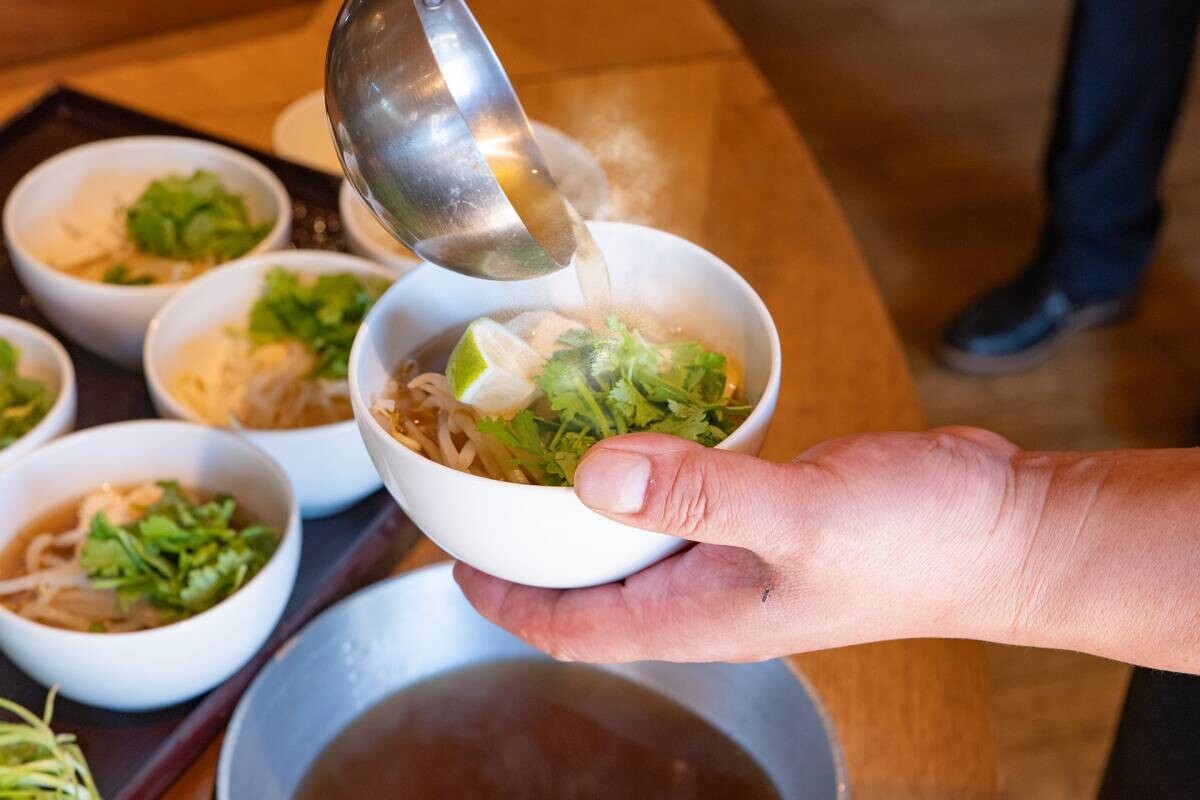 地元農家の恵みと冬の澄んだ空気が織りなす、心を満たす新しい朝食体験が12月1日からスタート ～大阪ベイエリアのホテル・ロッジ舞洲が提案する「ウェルビーイング」朝食～