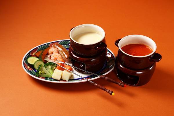 【西明石ホテルキャッスルプラザ】火鍋、蒸し鍋、ブイヤベースなど多彩、兵庫県明石市のホテルが「世界の鍋フェア」開催！和洋中レストランの共同企画！