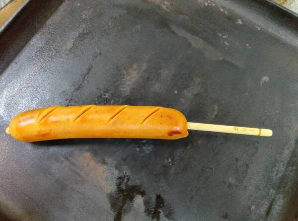 「京橋名物フランクフルト」のカレー味新発売！