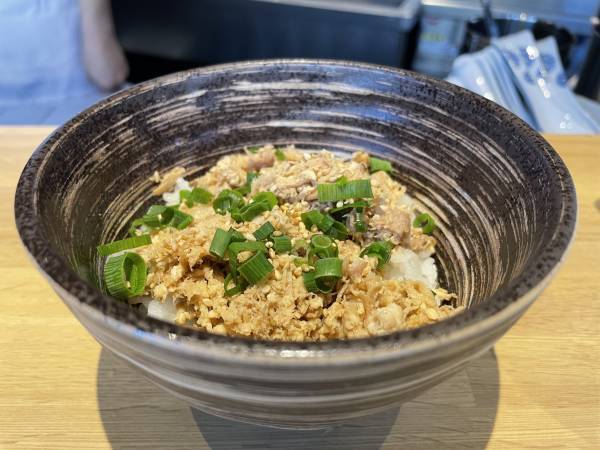 秋葉原【謎の新店】丸鶏再仕込醬油「麺屋加減」がオープン
