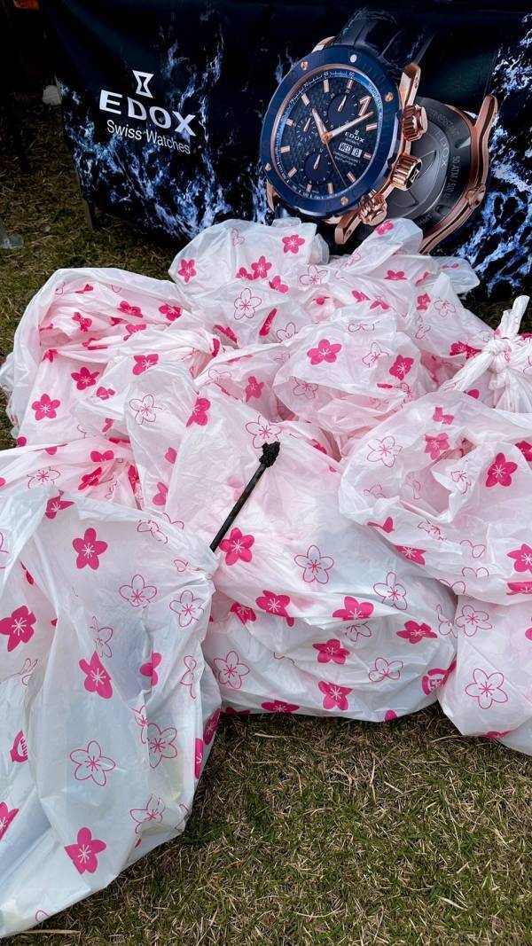 エドックスが4月21日に国内初のビーチクリーンアップを実施しました