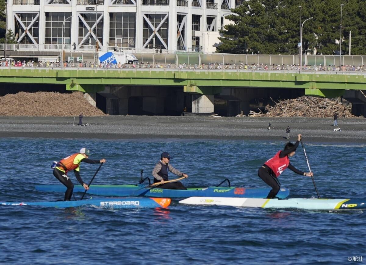 「また新しい一歩を踏み出した。進化を感じます！」 今年も約2万人のマラソンランナーが晴天の湘南を快走 「第19回湘南国際マラソン」カヌー＆サップも海からランナーを応援