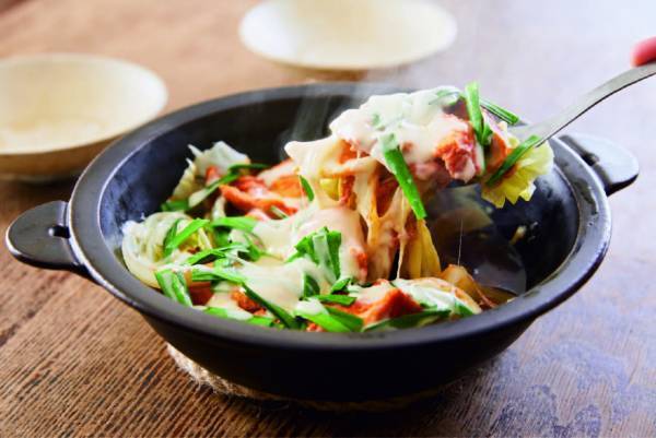 ～たった5分の仕込みで2日分の「おかず貯金」～ 忙しい人に寄り添う料理研究家・小林まさみの画期的メソッド 『まさみ式　考えない晩ごはん』1/30発売