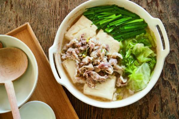 ～たった5分の仕込みで2日分の「おかず貯金」～ 忙しい人に寄り添う料理研究家・小林まさみの画期的メソッド 『まさみ式　考えない晩ごはん』1/30発売