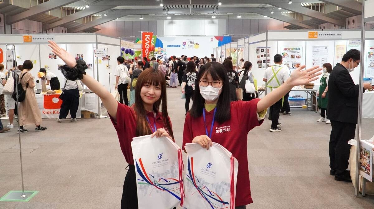 大阪国際大学短期大学部栄養学科 海老澤セミナーが第19回食育推進全国大会でブース出展