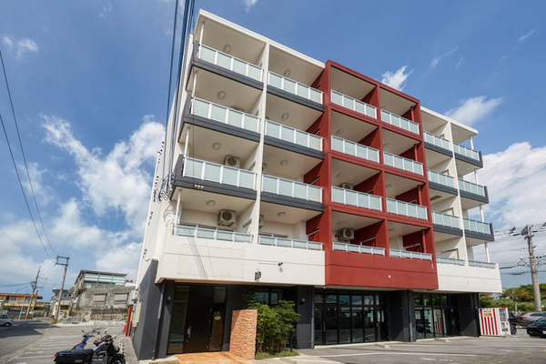 【沖縄・読谷】290円～食べられるホテルスタイルのモーニングへリニューアル！南国風グラノーラなど全9種類の多彩なメニューで特別な朝を！