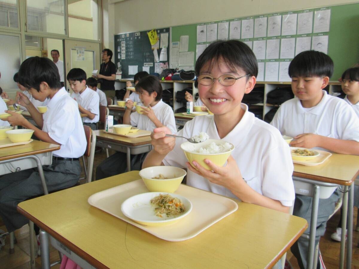 子どもたちが考えた野菜メニューが学校給食のメニューになって登場【山口県周南市】