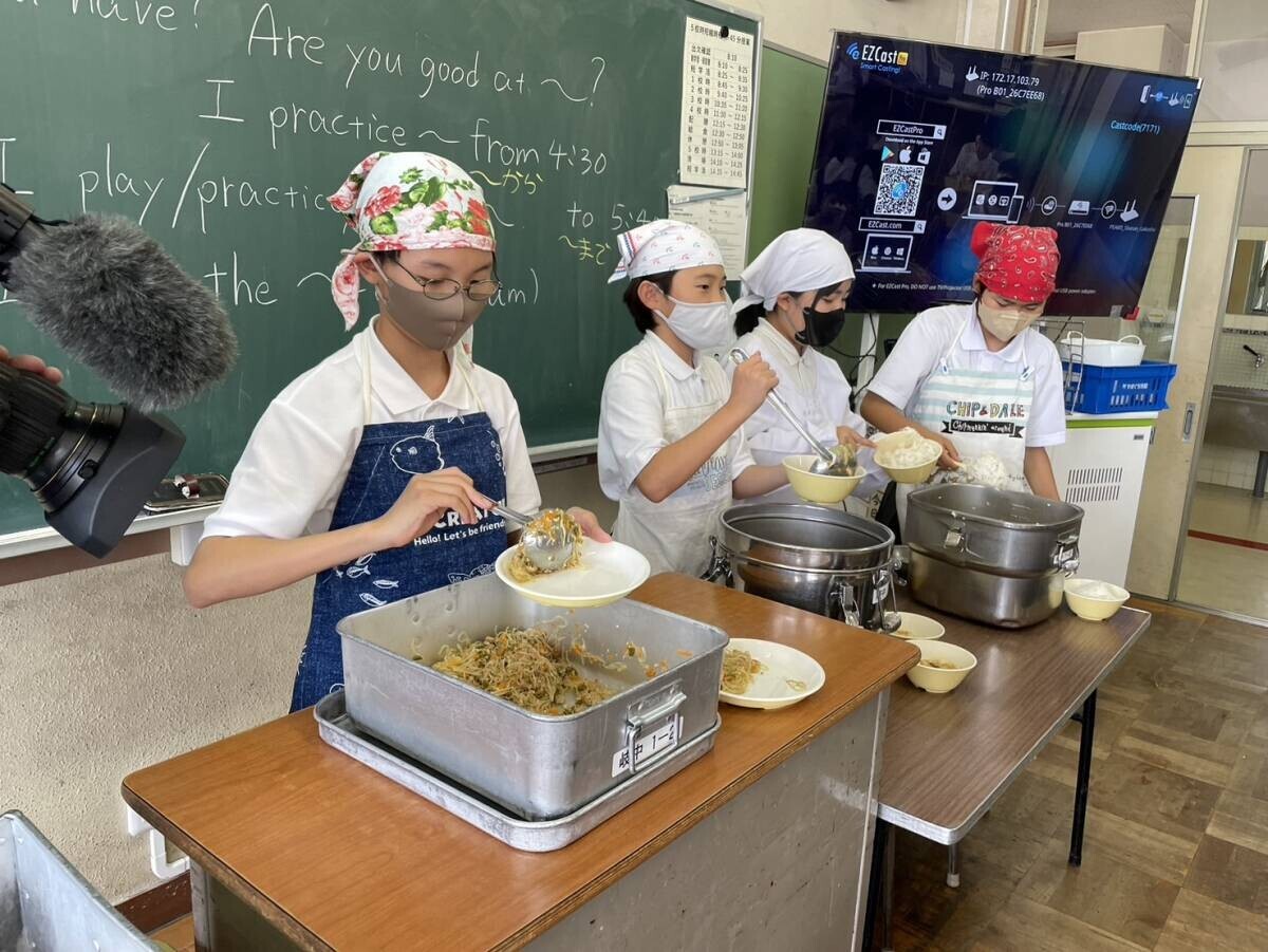 子どもたちが考えた野菜メニューが学校給食のメニューになって登場【山口県周南市】