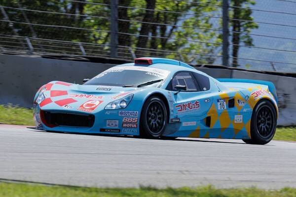 SUPER GTドライバーも多数参戦。2024開幕大会は福住仁嶺が2連勝を飾る