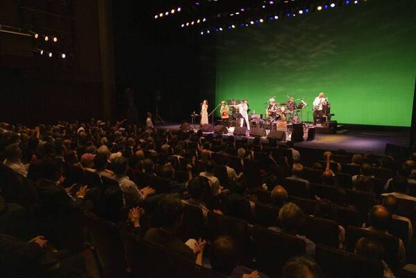 「上田正樹 R&B BAND Special Guest:永井“ホトケ”隆・山岸潤史」 公演レポートが到着！ 2025年５月の公演も決定！！