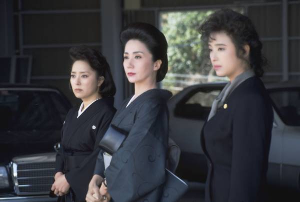 あんたら、覚悟しいや！「極道の妻（おんな）たち」シリーズ怒涛の一挙放送！パート１