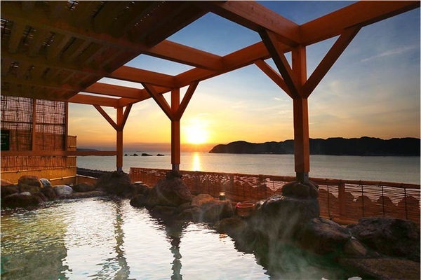 民間ロケット射場、第一号ロケット打ち上げに湧く和歌山県・串本町の温泉宿でまぐろ料理を堪能する 【春のまんぞくバイキング】が3月1日スタート！